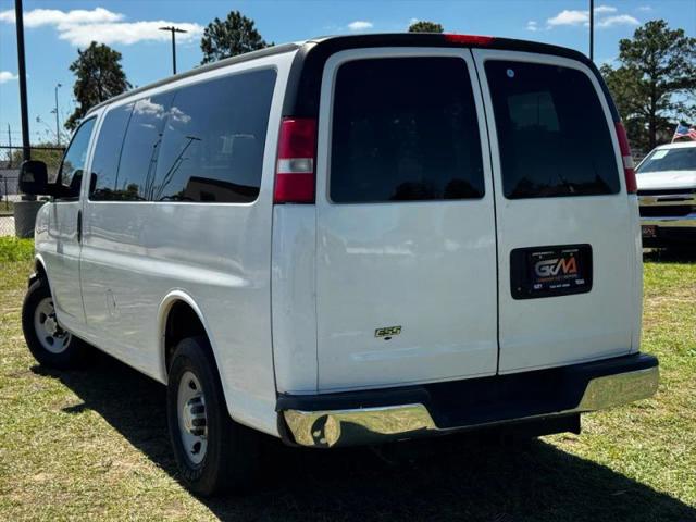 2017 Chevrolet Express LT