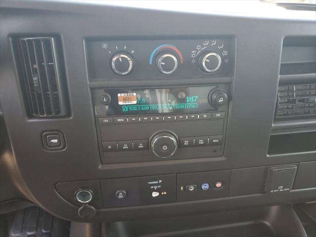 2025 Chevrolet Express Cutaway Work Van