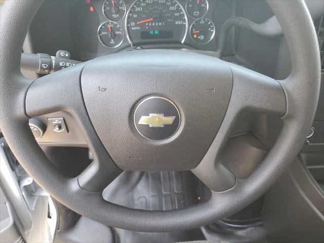 2025 Chevrolet Express Cutaway Work Van