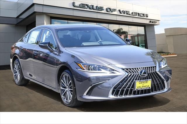 2025 Lexus ES 300h Unknown