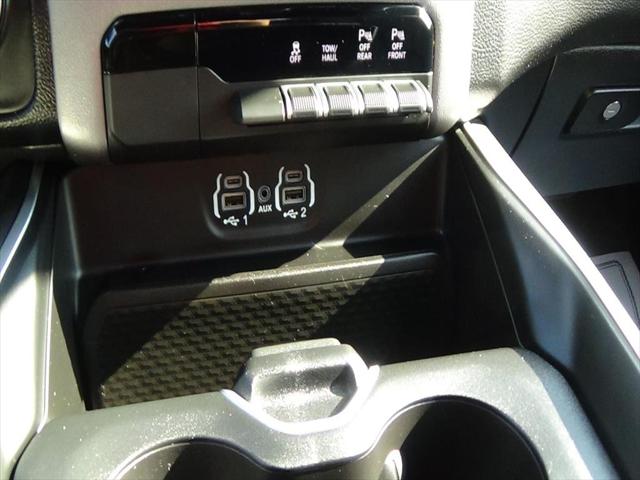 2023 Ram 1500 Big Horn Crew Cab 4x4 57 Box
