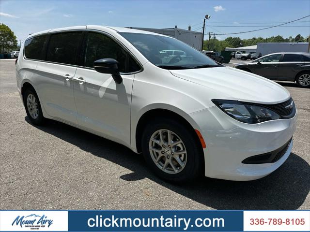 2025 Chrysler Voyager VOYAGER