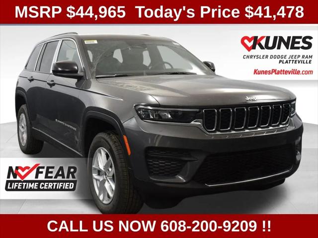2025 Jeep Grand Cherokee GRAND CHEROKEE LAREDO X 4X4