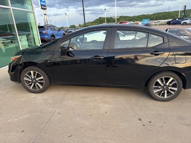 2021 Nissan Versa SV Xtronic CVT