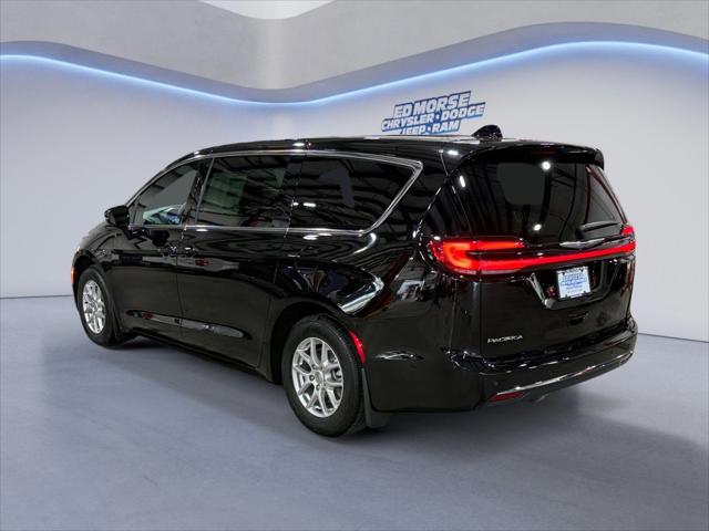 2025 Chrysler Pacifica PACIFICA SELECT