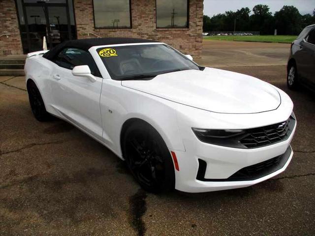 2022 Chevrolet Camaro RWD Convertible 2LT