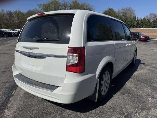 2014 Chrysler Town and Country Touring