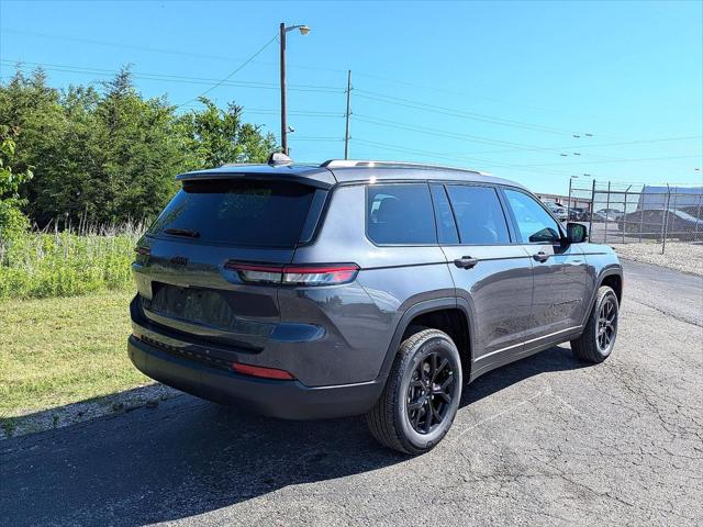 2025 Jeep Grand Cherokee L Altitude 4x2