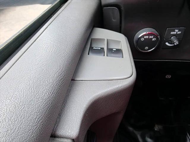2014 Chevrolet Express Cutaway 3500