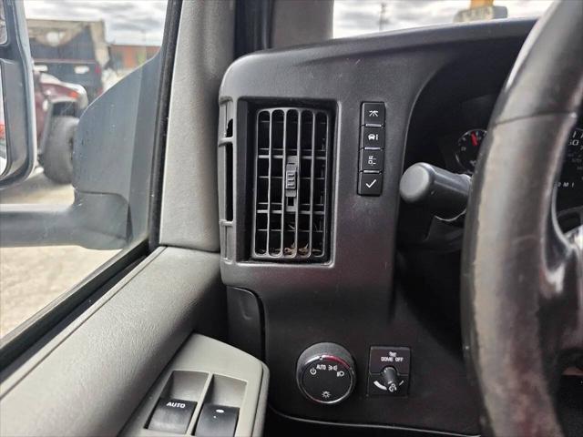 2014 Chevrolet Express Cutaway 3500