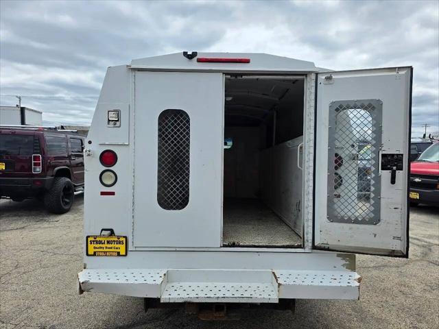 2014 Chevrolet Express Cutaway 3500