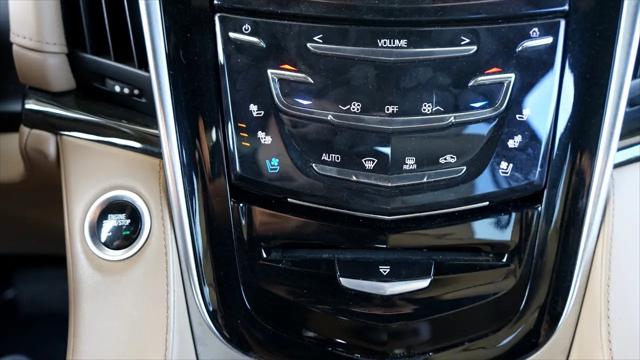 2019 Cadillac Escalade Platinum
