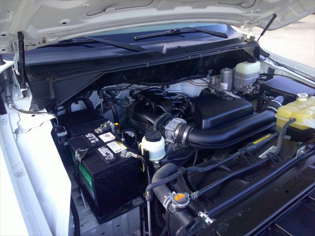 2020 Nissan 1500 SV Standard Roof V6
