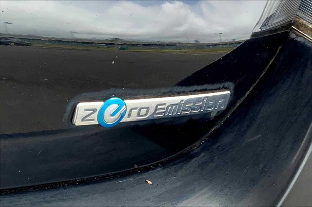 2014 Nissan LEAF SL