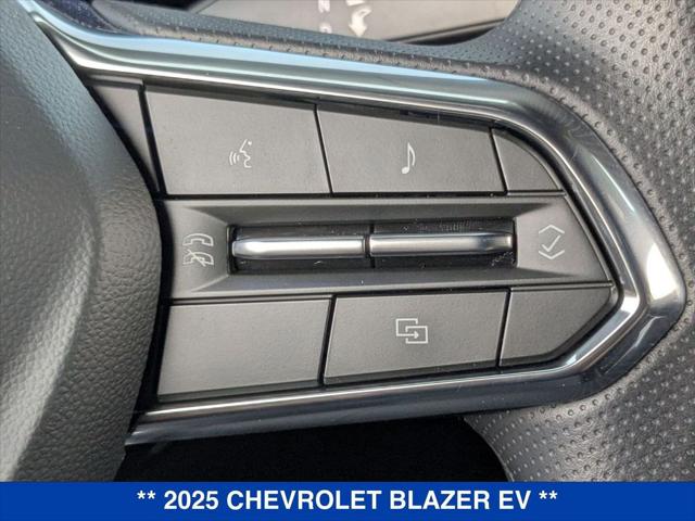 2025 Chevrolet V Blazer LT AWD