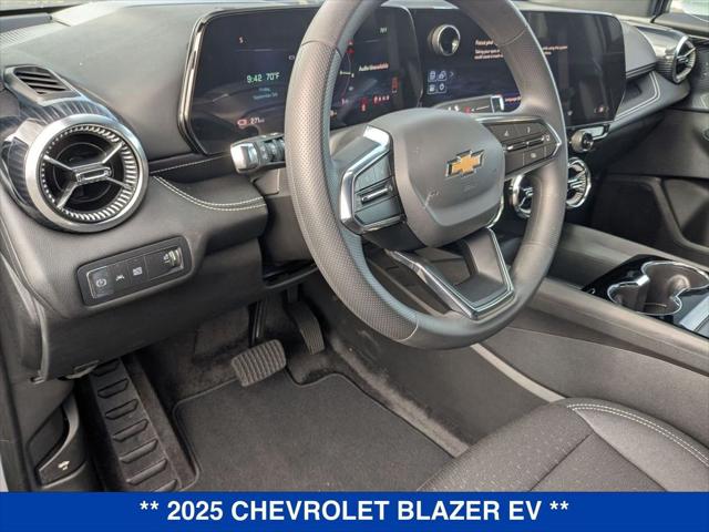 2025 Chevrolet V Blazer LT AWD