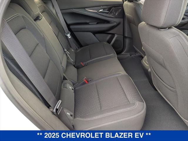 2025 Chevrolet V Blazer LT AWD