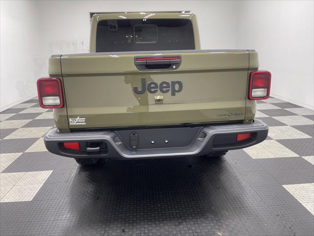 2025 Jeep Gladiator GLADIATOR HIGH TIDE 4X4