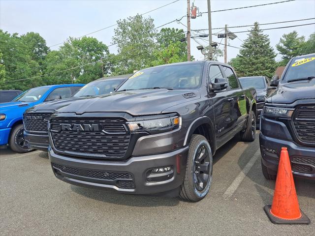 2025 RAM Ram 1500 RAM 1500 BIG HORN CREW CAB 4X4 57 BOX