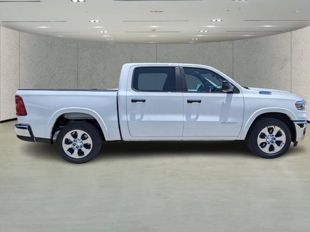 2025 RAM Ram 1500 RAM 1500 BIG HORN CREW CAB 4X2 57 BOX