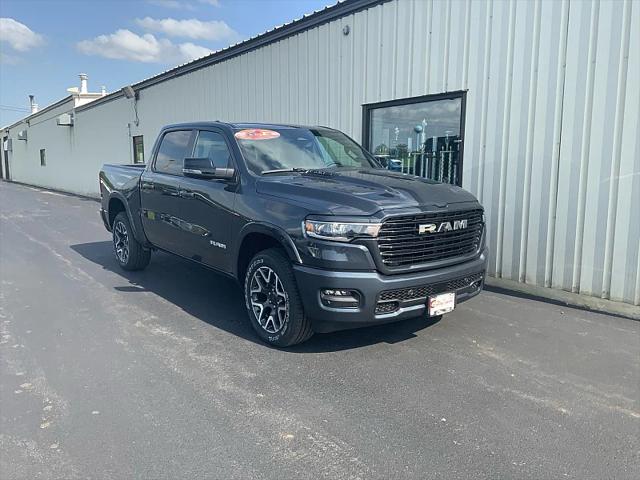 2025 RAM Ram 1500 RAM 1500 LARAMIE CREW CAB 4X4 57 BOX