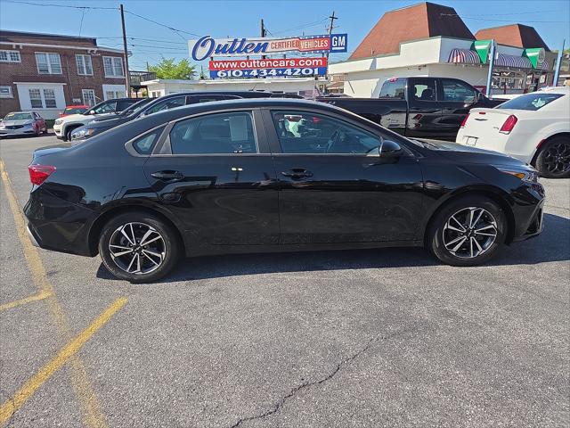 2022 Kia Forte LXS
