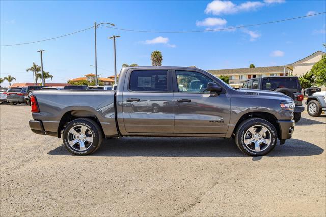 2025 RAM Ram 1500 RAM 1500 TRADESMAN CREW CAB 4X2 57 BOX