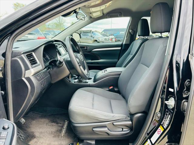 2019 Toyota Highlander LE