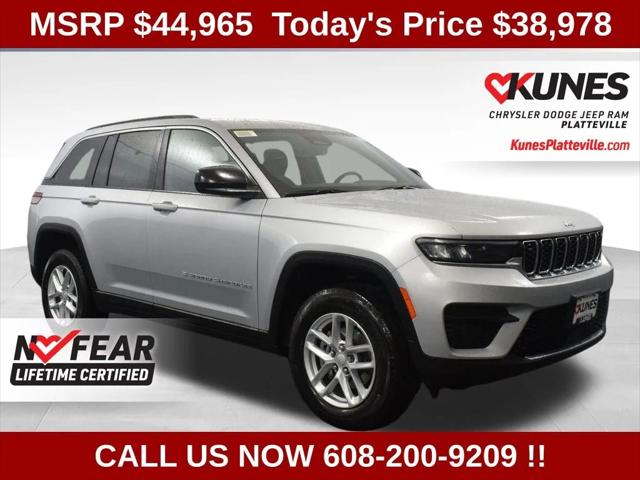2025 Jeep Grand Cherokee GRAND CHEROKEE LAREDO X 4X4