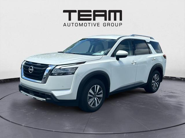 2024 Nissan Pathfinder SL FWD