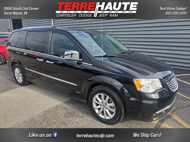 2016 Chrysler Town and Country Limited Platinum