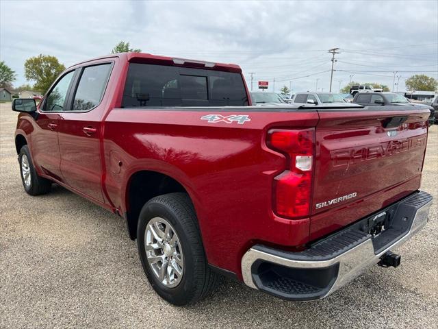 2021 Chevrolet Silverado 1500 4WD Crew Cab Short Bed LT