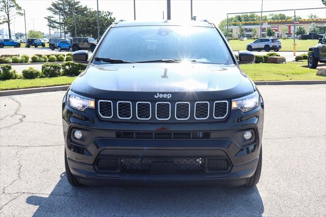 2025 Jeep Compass COMPASS LATITUDE 4X4