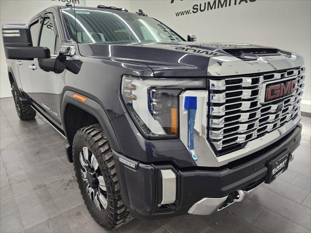 2024 GMC Sierra 2500HD 4WD Crew Cab Standard Bed Denali