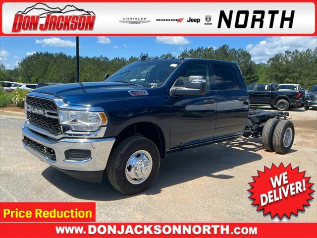 2024 RAM Ram 3500 Chassis Cab RAM 3500 TRADESMAN CREW CAB CHASSIS 4X4 60 CA