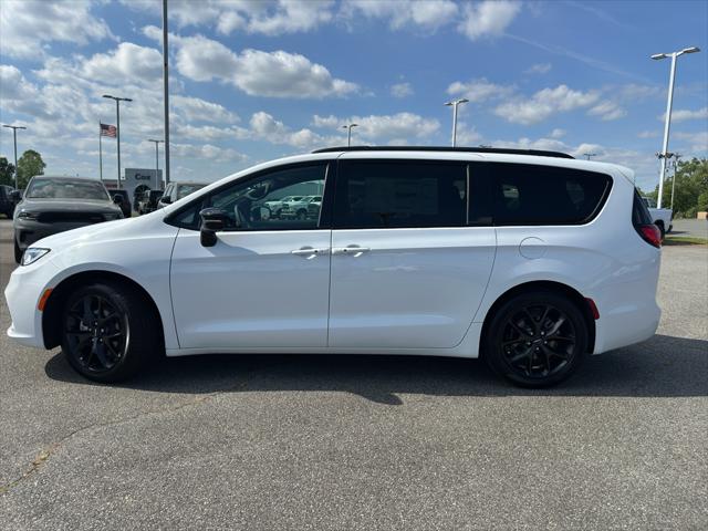 2025 Chrysler Pacifica PACIFICA LIMITED