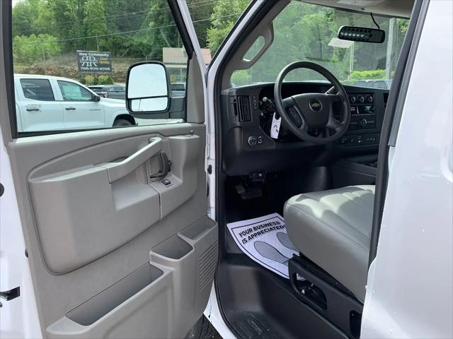 2025 Chevrolet Express Cargo Van RWD 2500 Regular Wheelbase WT