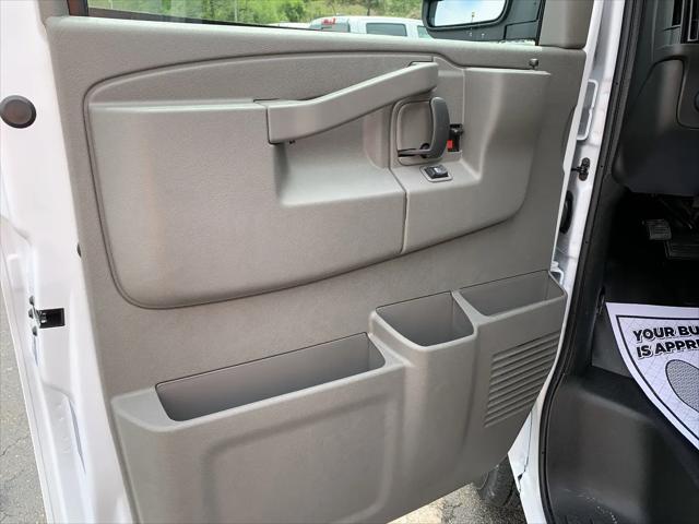 2025 Chevrolet Express Cargo Van RWD 2500 Regular Wheelbase WT