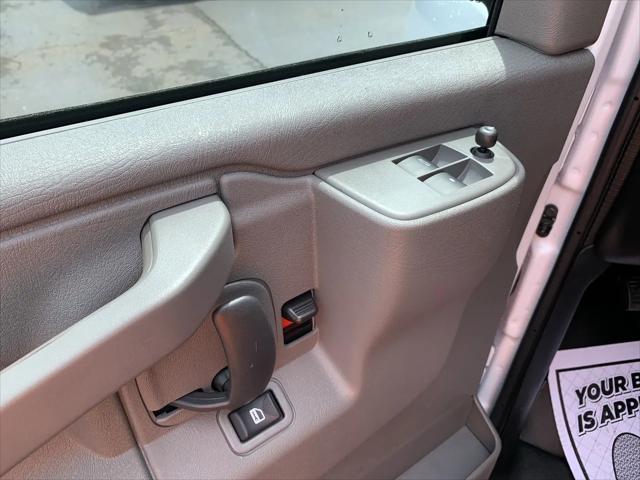 2025 Chevrolet Express Cargo Van RWD 2500 Regular Wheelbase WT