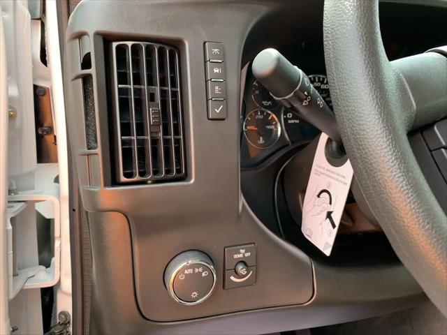 2025 Chevrolet Express Cargo Van RWD 2500 Regular Wheelbase WT