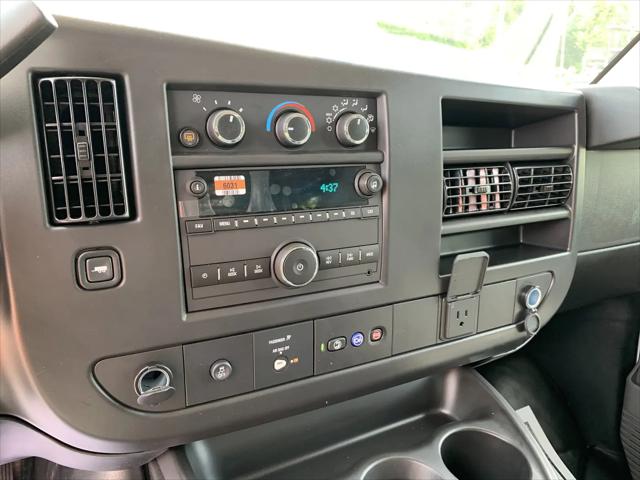 2025 Chevrolet Express Cargo Van RWD 2500 Regular Wheelbase WT