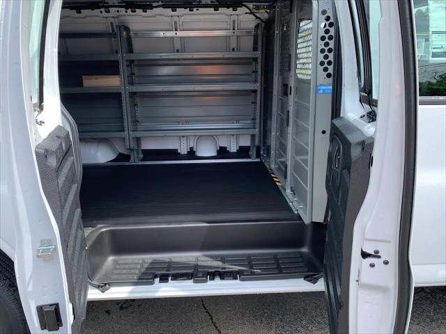 2025 Chevrolet Express Cargo Van RWD 2500 Regular Wheelbase WT