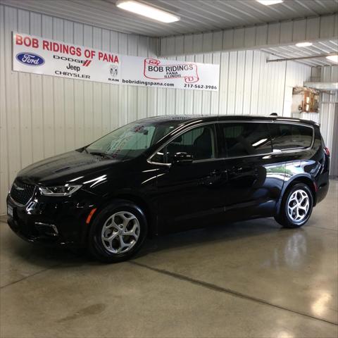 2024 Chrysler Pacifica Limited AWD