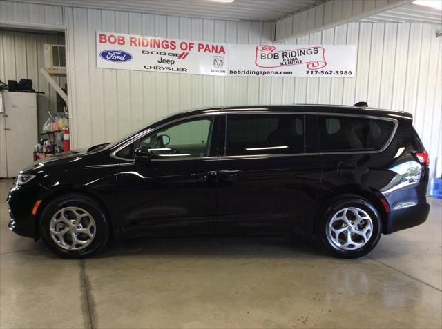 2024 Chrysler Pacifica Limited AWD