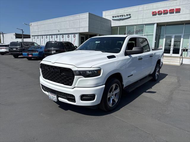 2025 RAM 1500 Tradesman Crew Cab 4x2 57 Box