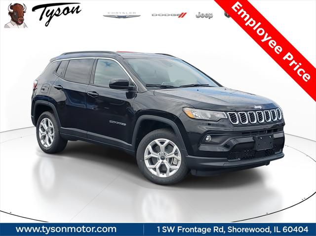 2025 Jeep Compass COMPASS LATITUDE 4X4