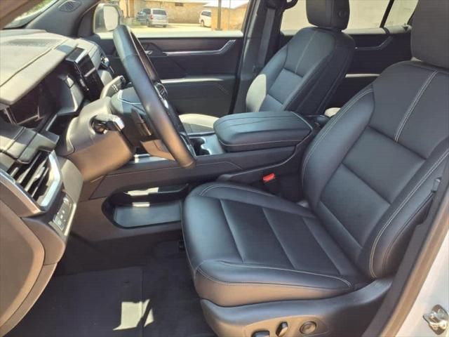2024 GMC Acadia FWD Elevation