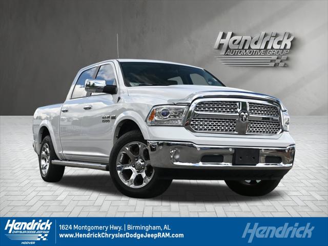 2017 RAM 1500 Laramie Crew Cab 4x2 57 Box