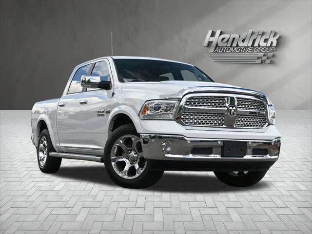 2017 RAM 1500 Laramie Crew Cab 4x2 57 Box