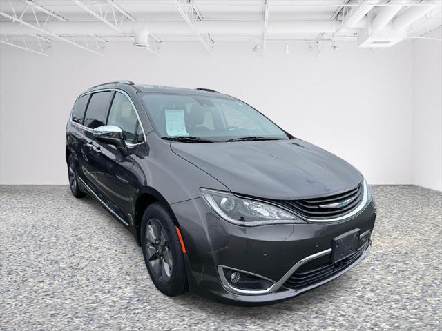 2018 Chrysler Pacifica Hybrid Limited